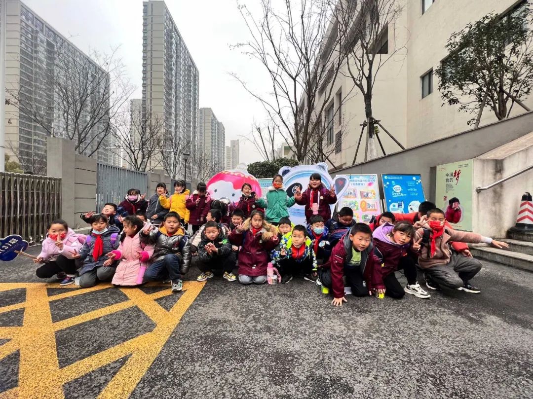 2月8日_html_2ec0f658.jpg
