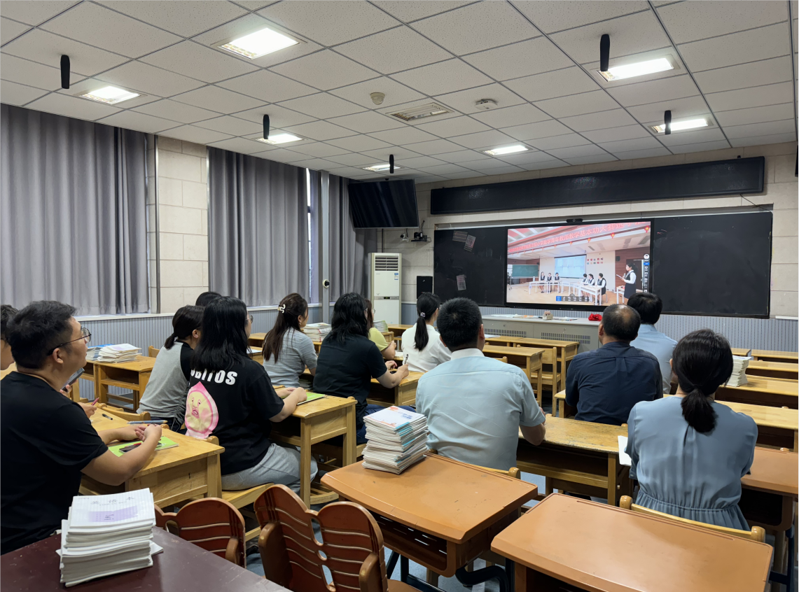 【悦群燕小】“研”途有光，与君共赏——燕子矶中心小学数学组校本研修活动（二）
