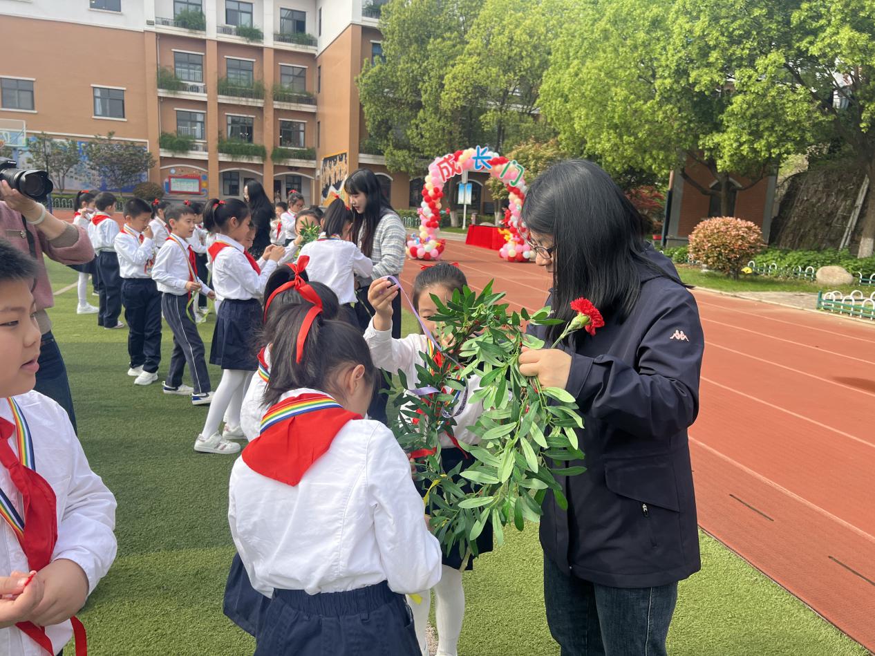 成长礼新闻稿_html_m76e50c88.jpg