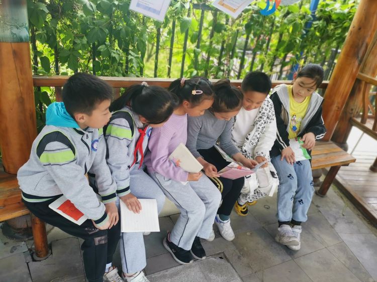 为彰显我校_html_m2ad6431a.jpg