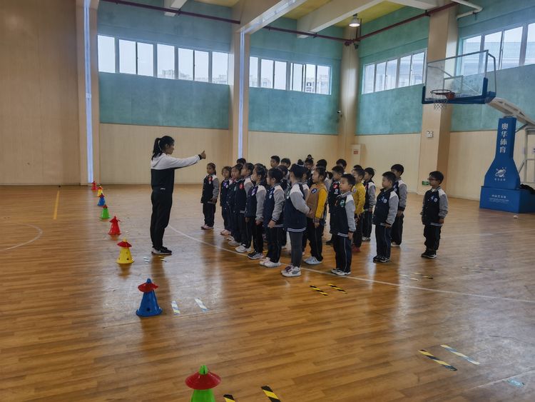 新闻稿_html_m3793e7d3.jpg