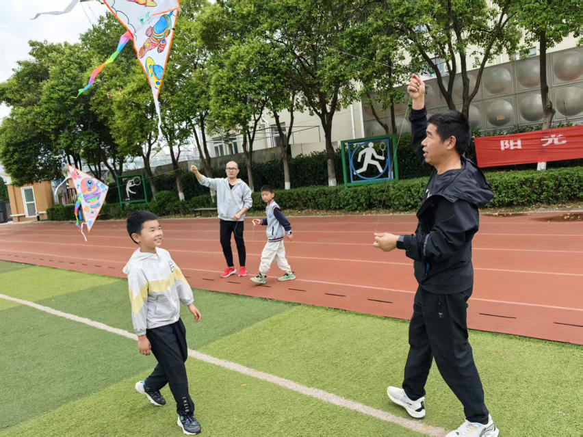2025母亲节活动_html_514be3d3.png