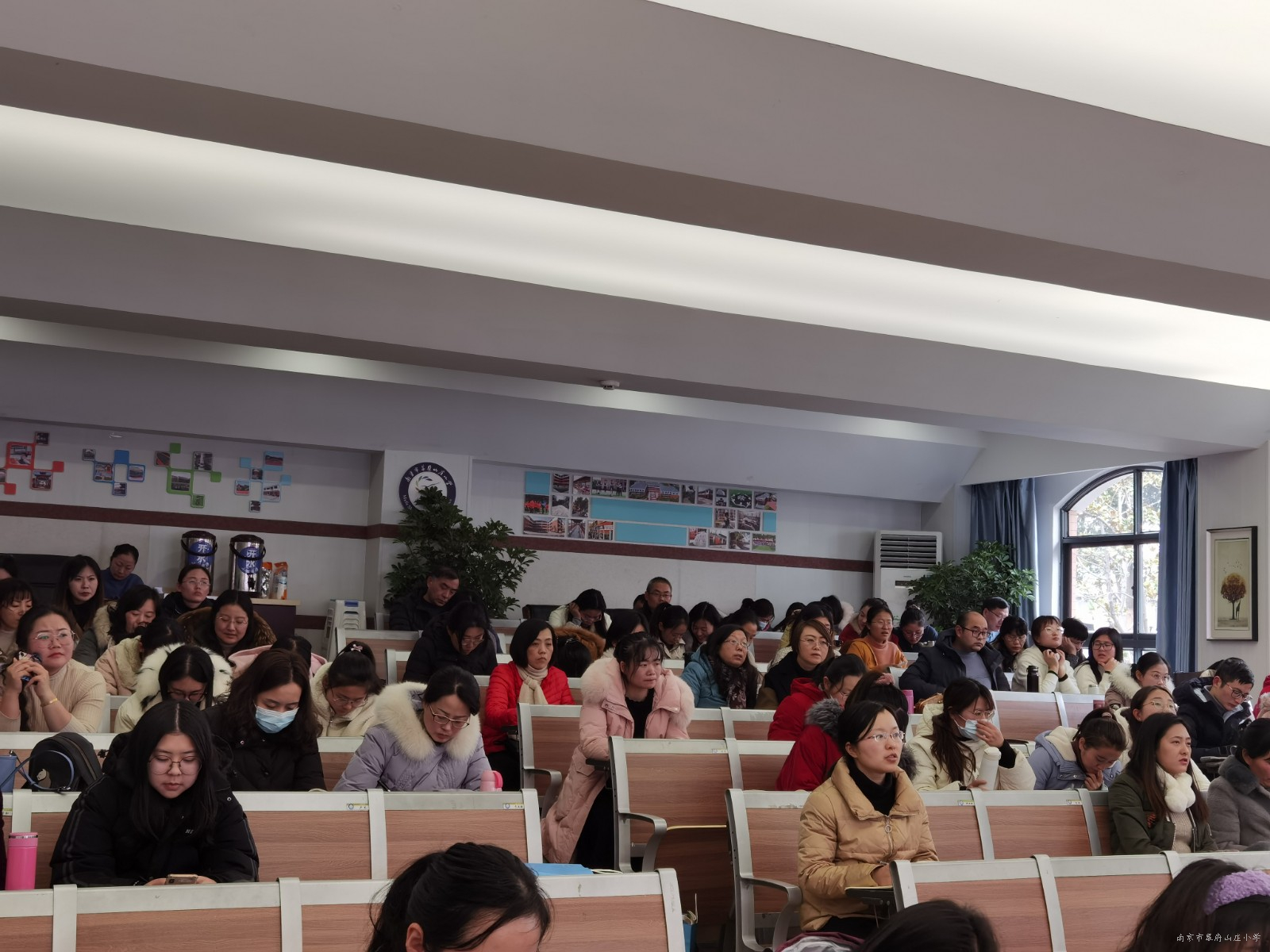 听课教师照片.jpg
