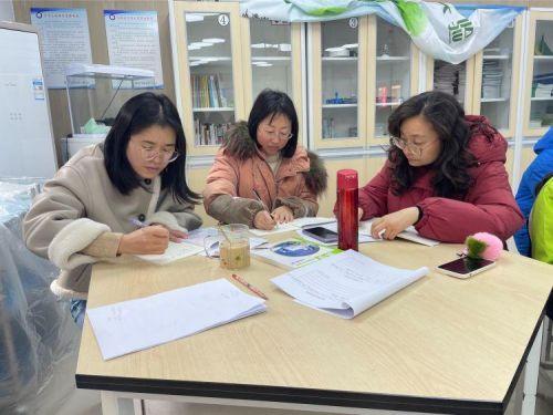 为更好地落实新一轮科学课程标准_html_m6bda0762.jpg