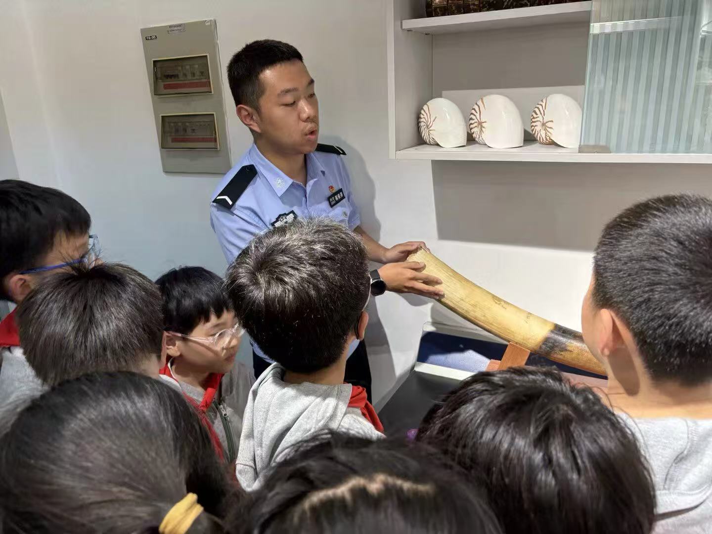 图4.jpg
