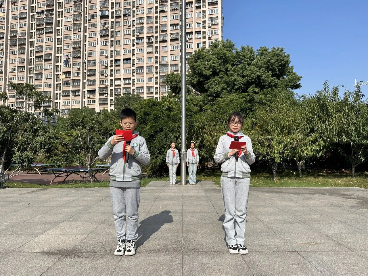 IMG_1563.JPG IMG_1563.JPG