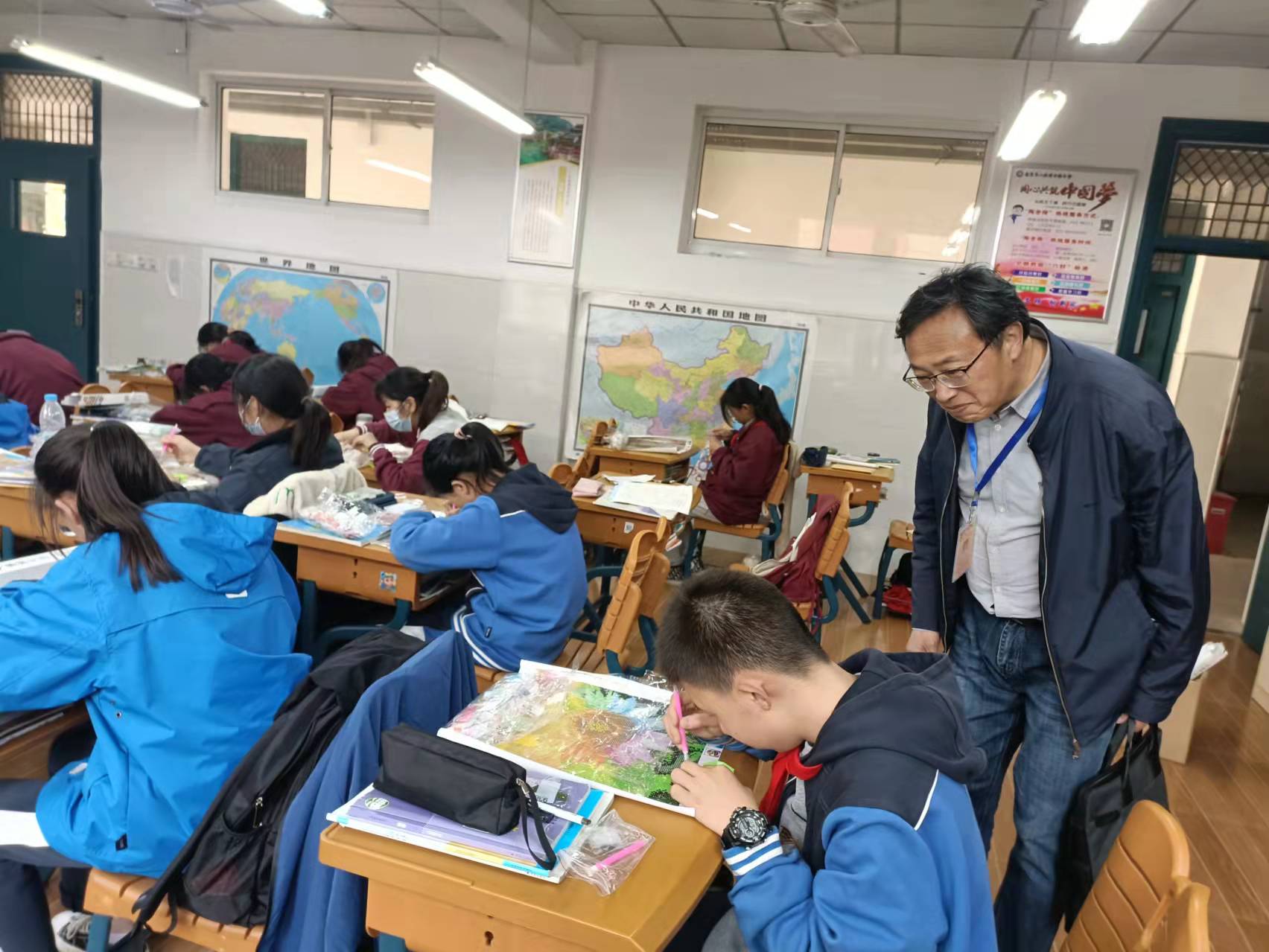 3月督学检查新闻稿_html_m69d52899.jpg