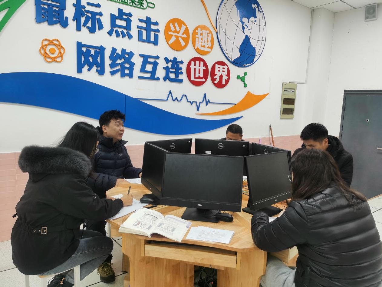 追逐光 靠近光 成为光_html_m33621cd9.jpg