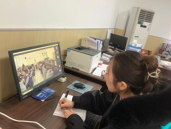 生活中的算法——记栖霞区第十四周小学信息科技主题研修活动1_html_6ed80b5c.jpg