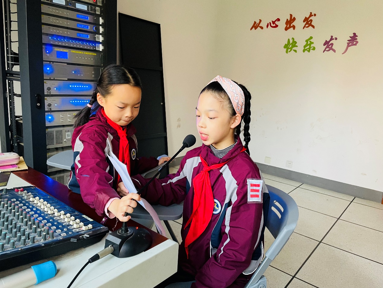 6.活动阵地建设好_html_145f2912.jpg