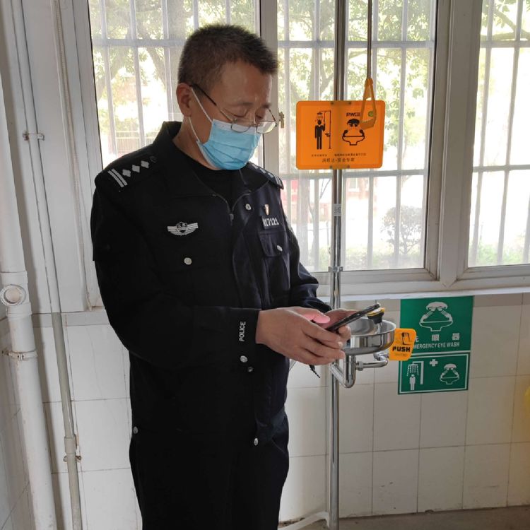 尚真华电123_html_39c8c399.jpg