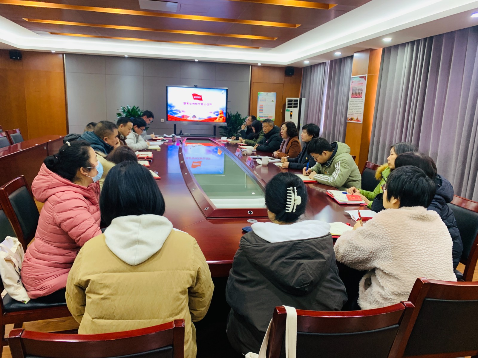 3组织生活会.jpeg