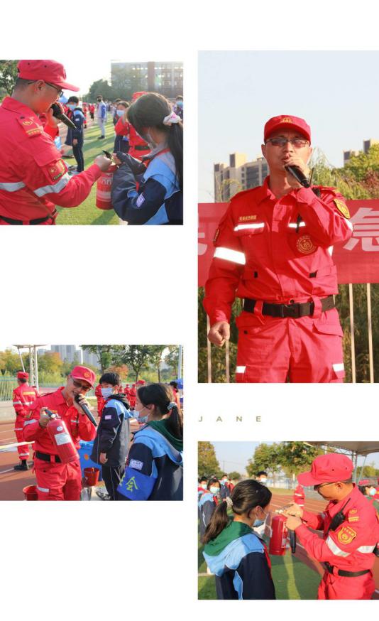 南京市华电中学开展消防疏散演练_html_59add128.jpg