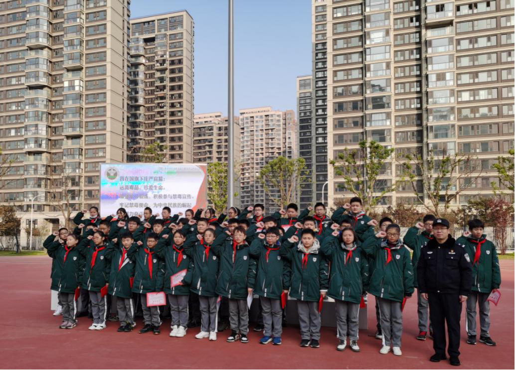 新建 DOCX 文档 (2)_html_5b385744.png