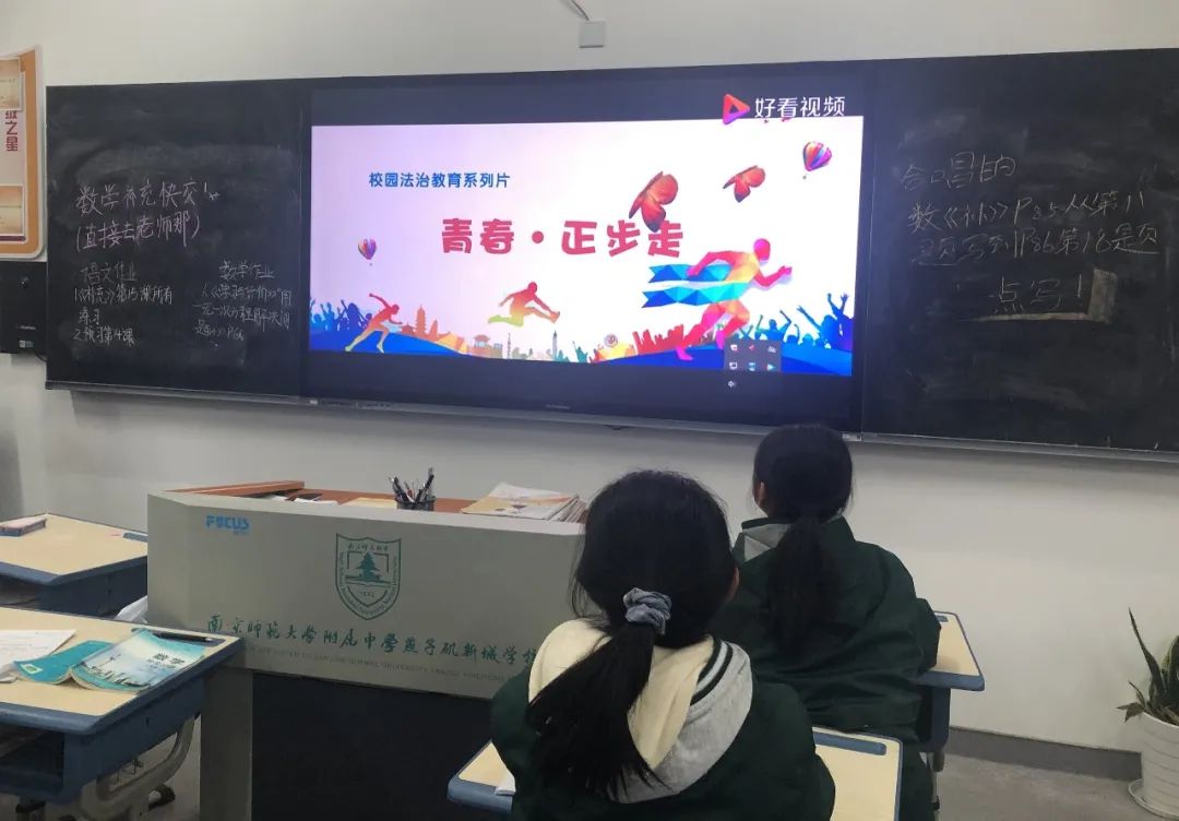 新建 DOCX 文档_html_42a2f447.jpg