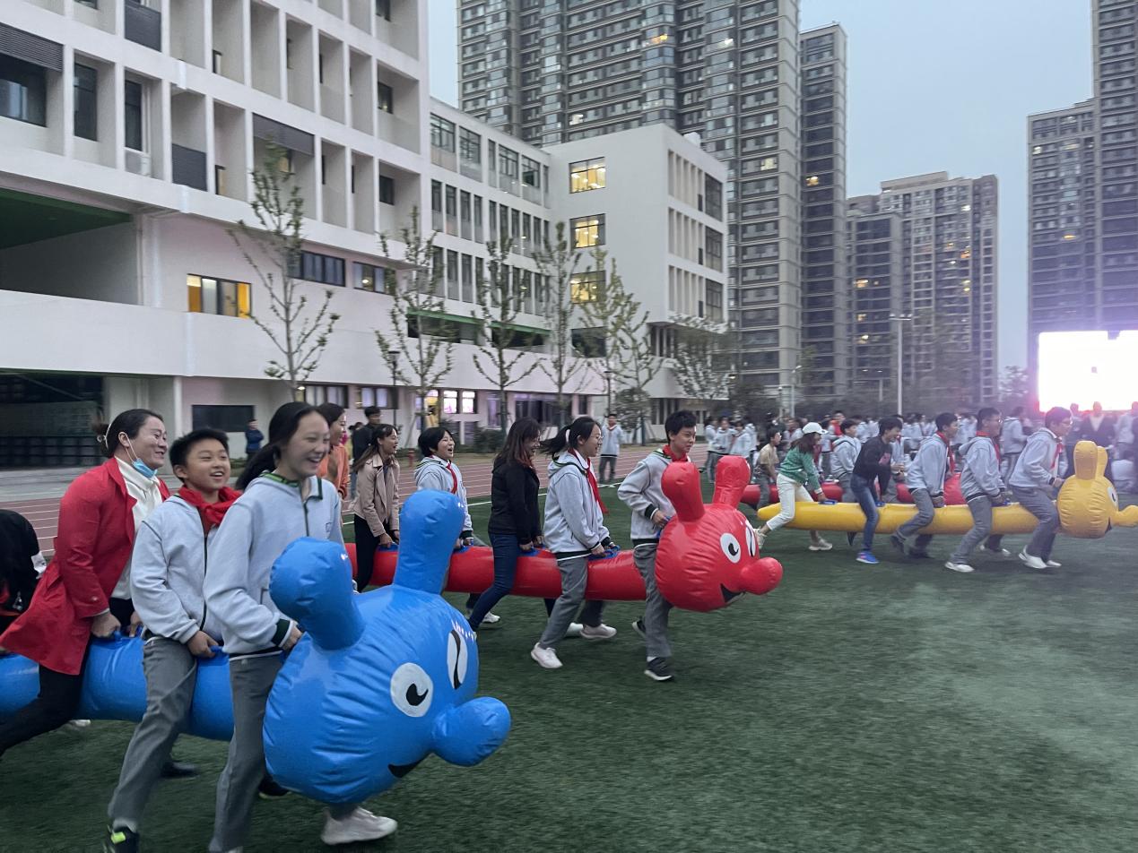 运动会新闻稿_html_784128f1.jpg