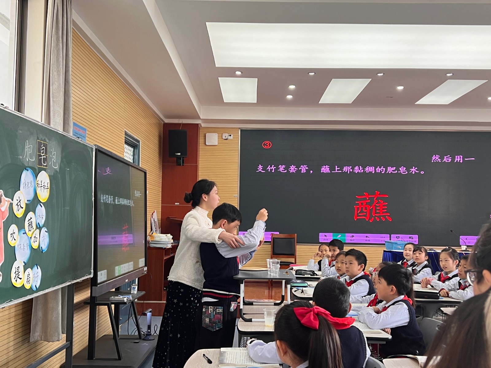 2.南理工齐曦《肥皂泡》.JPG