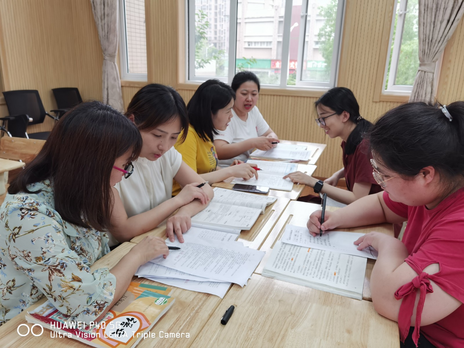 【花港一小】凝聚集体智慧 打造理想课堂 （四十）
