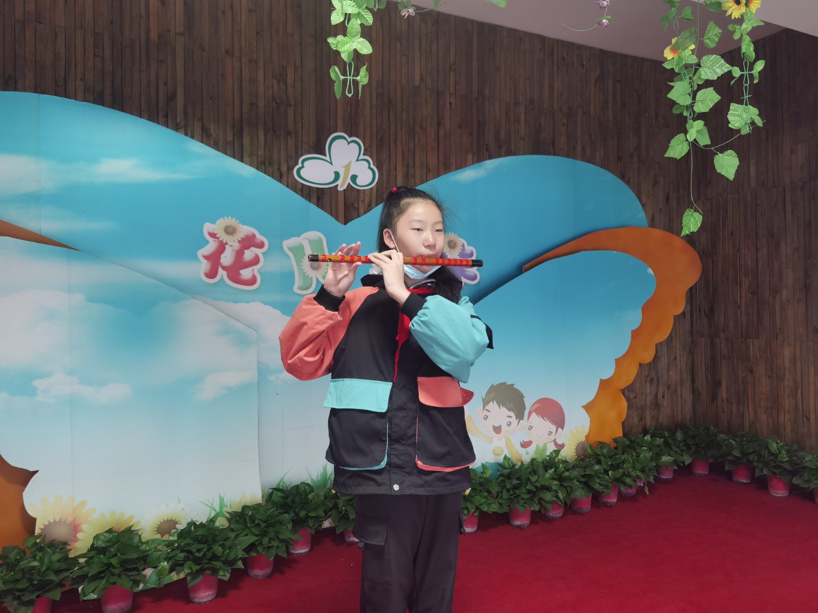 李.jpg