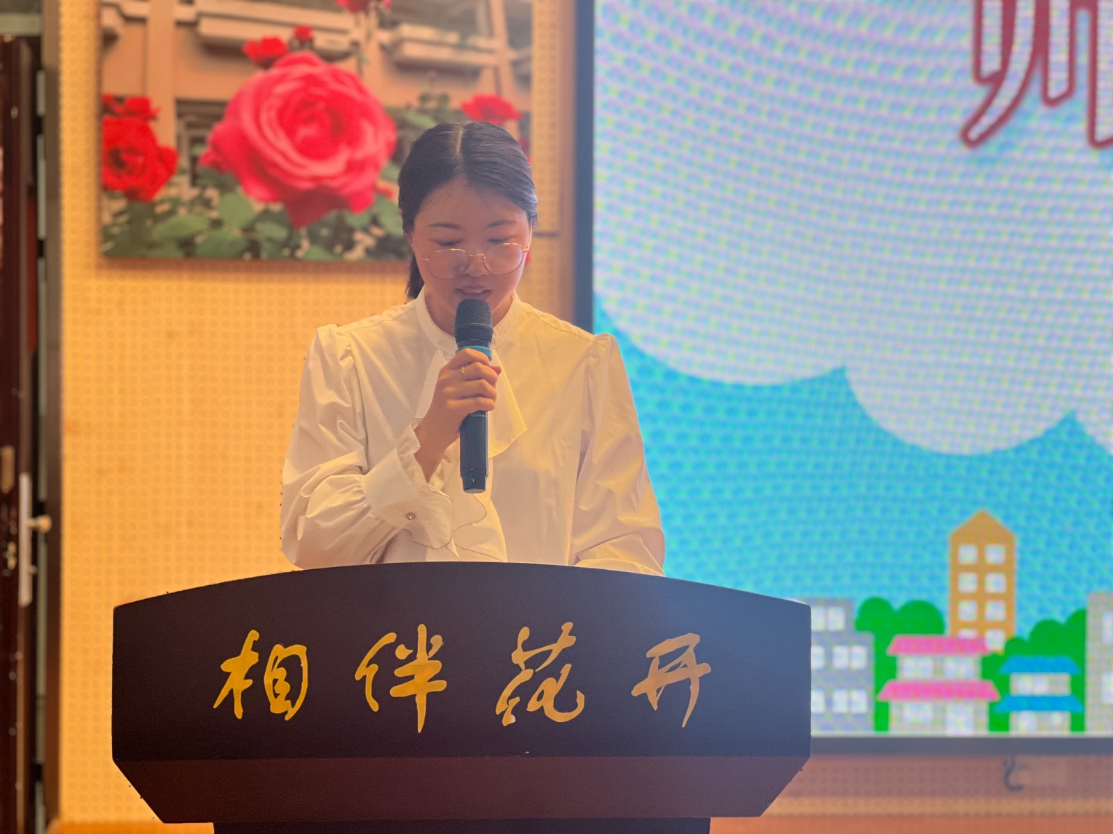 苗睿老师.JPG