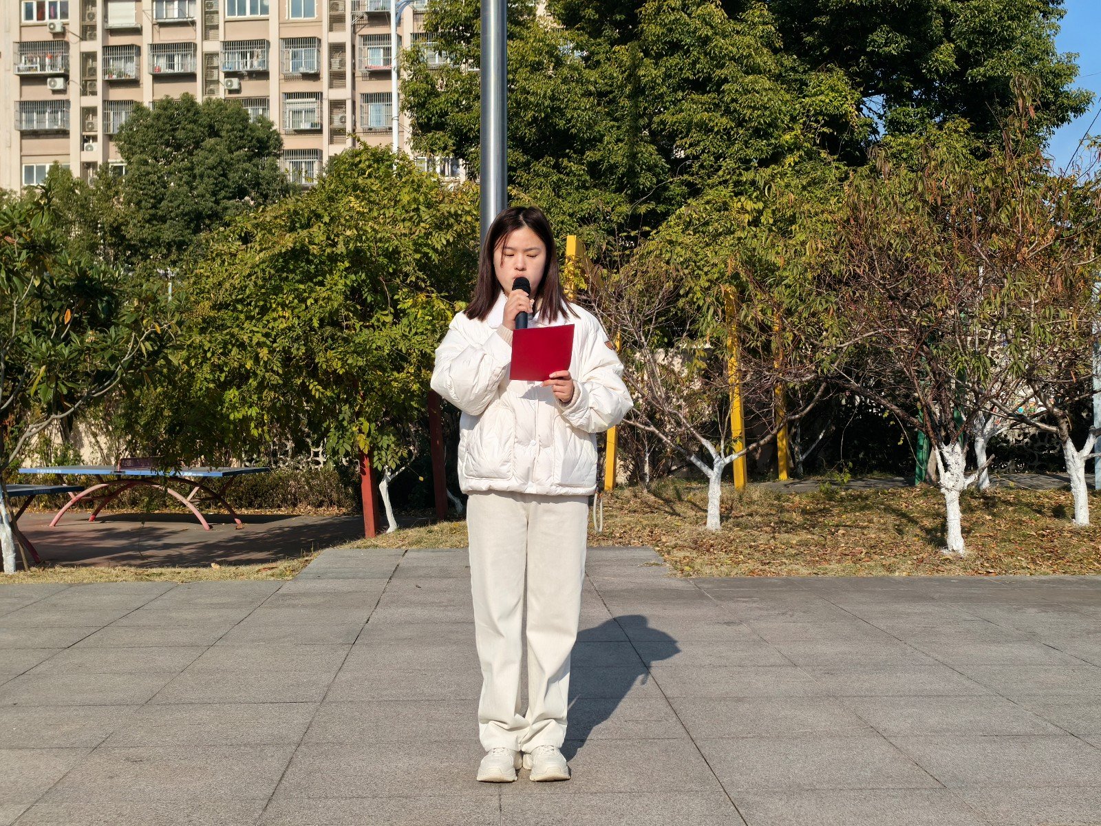 国旗下讲话.jpg
