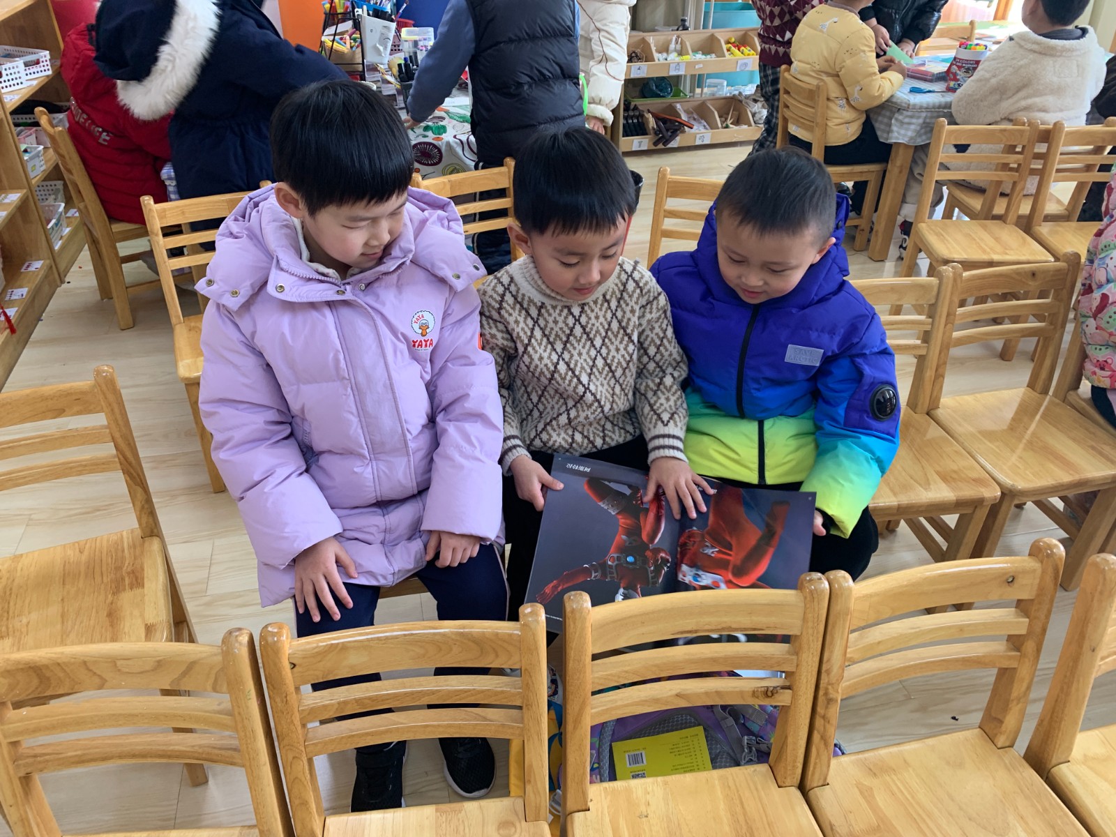 大四看书.jpg