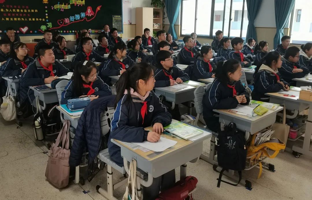 金陵浦口学校金中集团教研_html_10087962.jpg