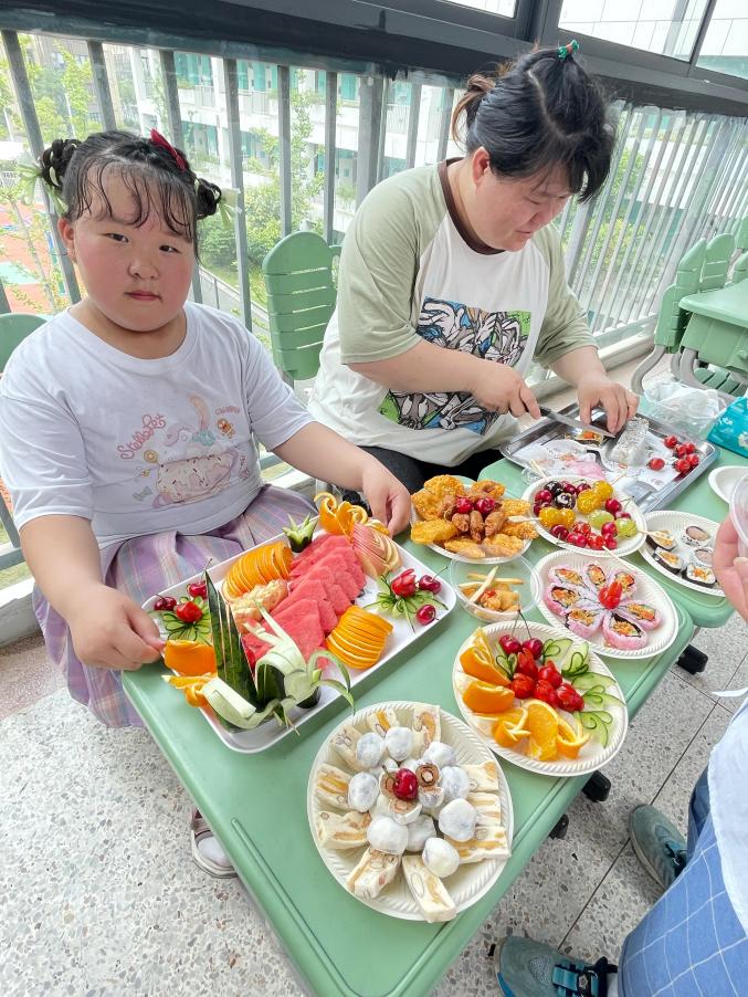【正学丁三】劳动乐体验 快乐伴童行_html_50f7c17.jpg