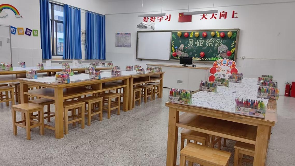 【正学丁三】灵蛇启智 精彩无“笔”—— 南京市丁家庄第三小学一、二年级无纸化测试活动_html_417ad81e.jpg