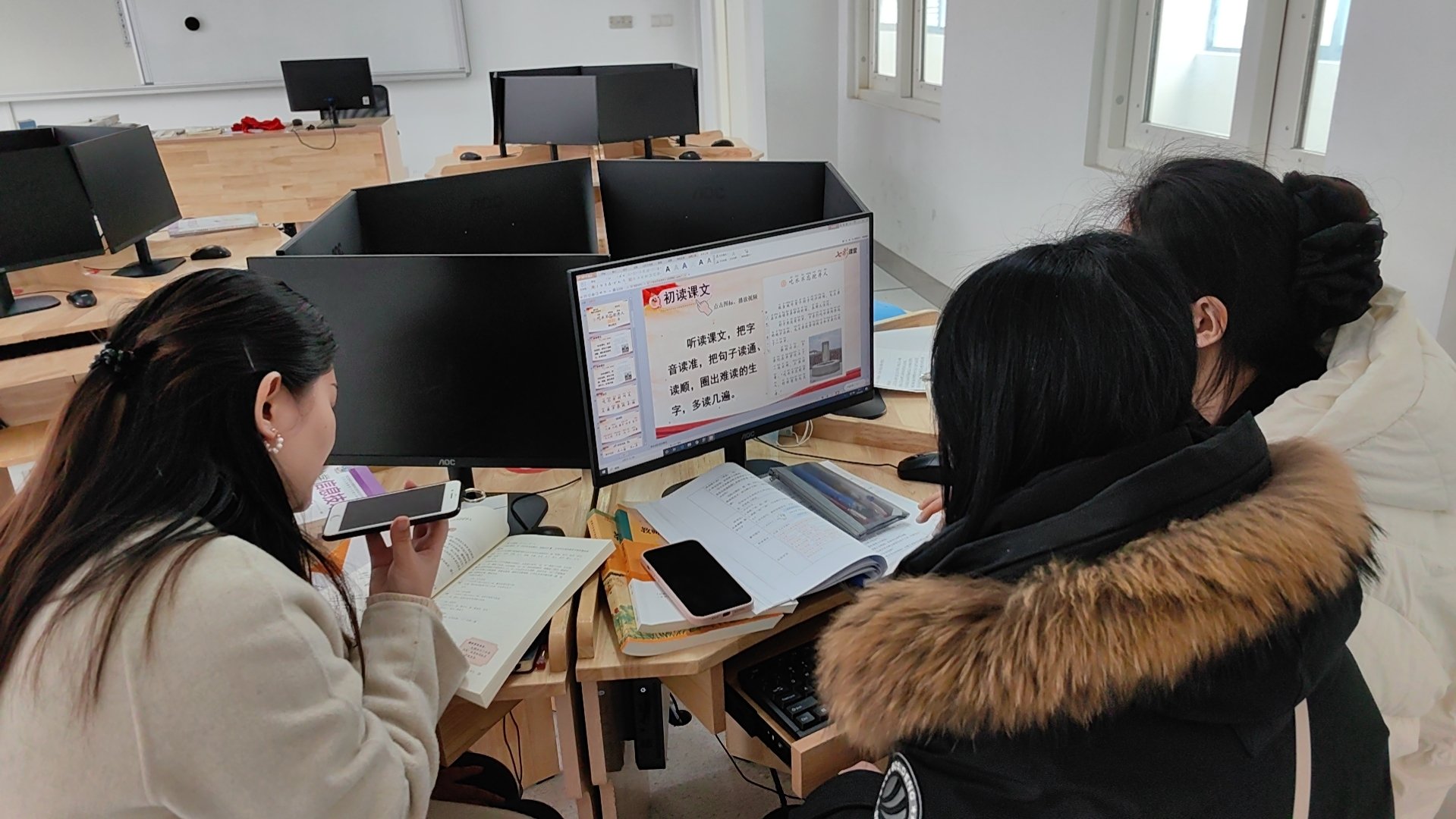 【正学丁三·教学】“聚集体智慧，备精彩课堂”南京市丁家庄第三小学语文组集体备课活动侧记_html_d53e0a.jpg