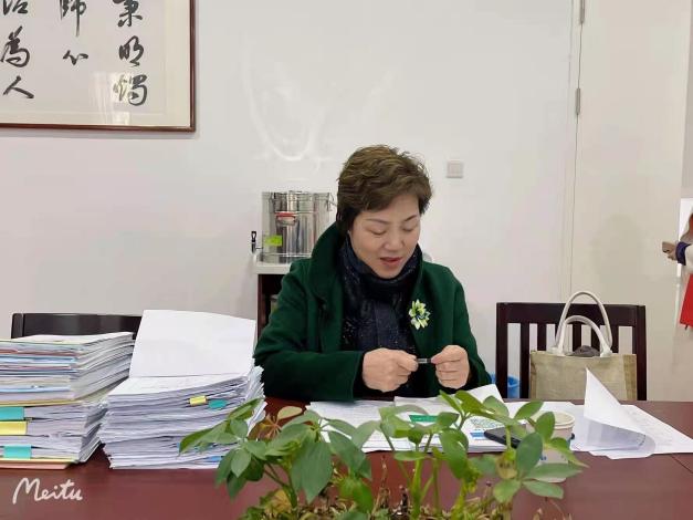 2.15迎接新学期专项督导活动侧记_html_4a71d57a.jpg