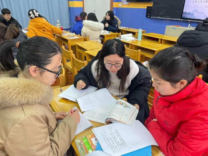 2..21集体备课报道(2)_html_m3b761b21.jpg