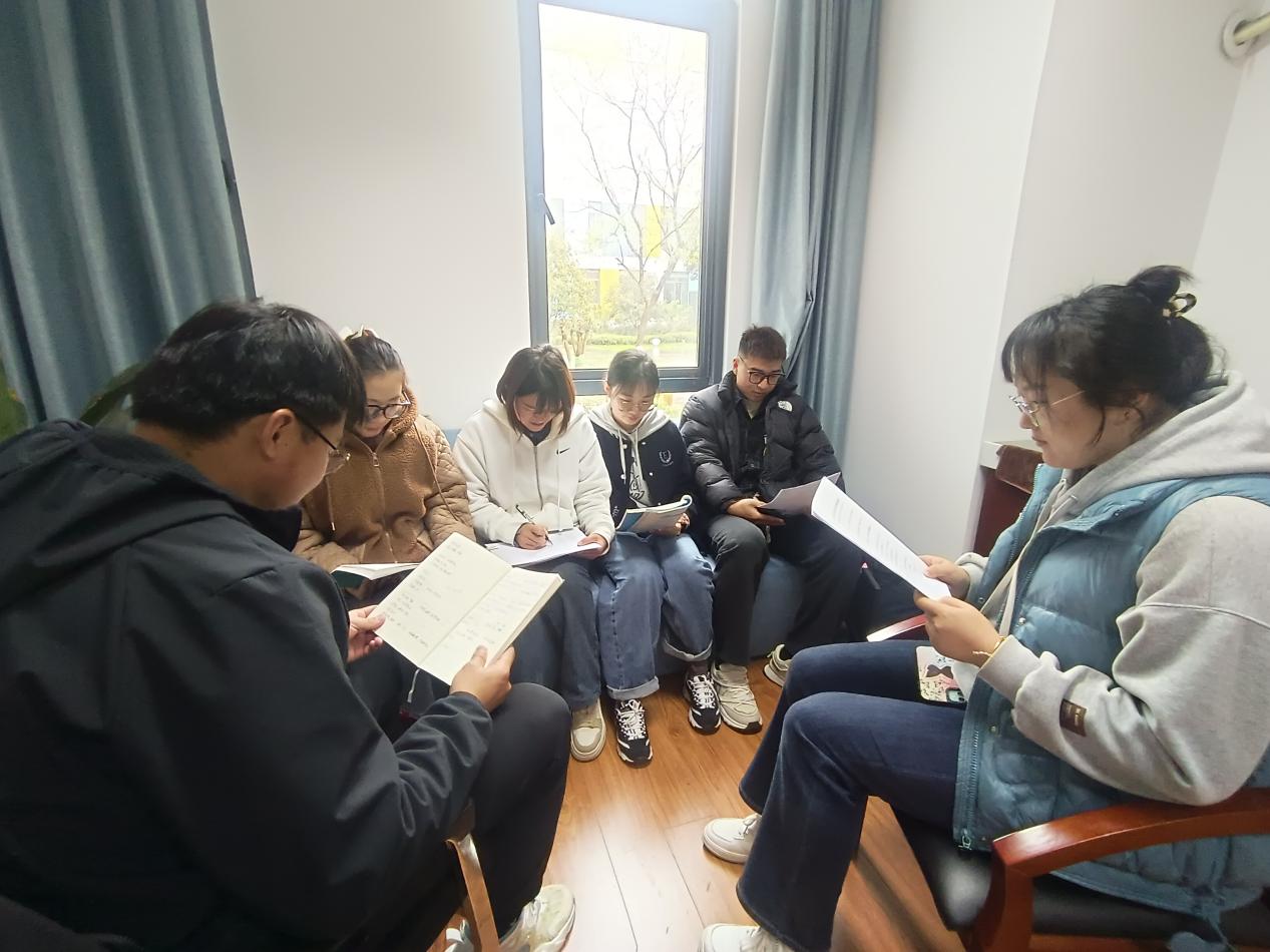 【正学丁三·教学】有效备课 高效教学——南京市丁家庄第三小学综合组集体备课_html_m42747a35.jpg