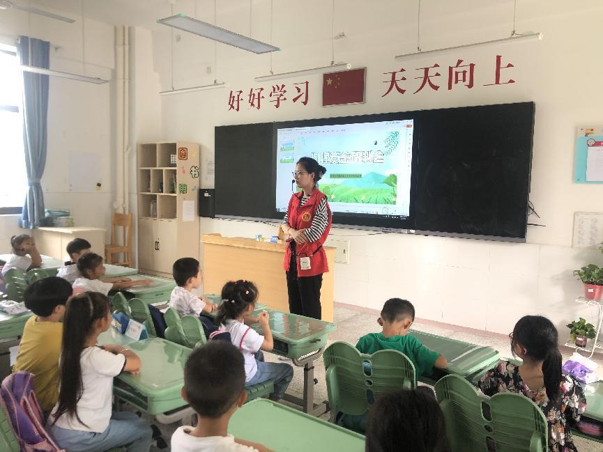 1_1_【正学丁三】用心呵护 助力成长——丁家庄第三小学心理安全研判会主题班会侧记(1)_html_3ea0b2a7.jpg