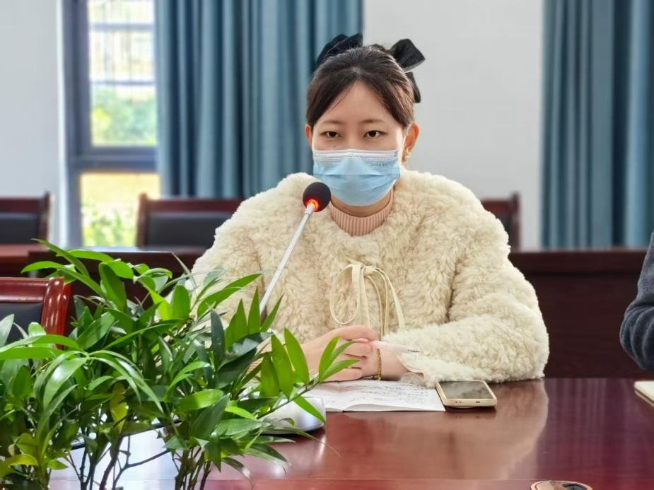 【正学丁三·教科研】聚焦课题申报 助力专业成长——丁家庄第三小学“臻研讲堂”第三期开讲啦！_html_m153db52a.jpg