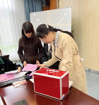 【正学丁三】踔厉奋发启新程，笃行不怠谱新篇——丁家庄第三小学党支部成立暨第一届委员会选举党员大会侧记_html_7963d08d.png