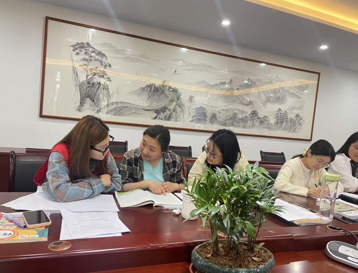 【正学丁三·教学】“深耕细作夯基础,精雕细琢促提升”——南京市丁家庄第三小学语文组第七次集体备课活动记录_html_694e98cc.jpg