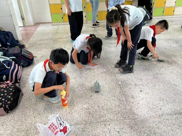 【正学丁三·德育】“劳动桥梁跨家校，润心铺路向未来”——南京市丁家庄第三小学开展劳动周主题系列活动侧记_html_7fc2cabe.jpg