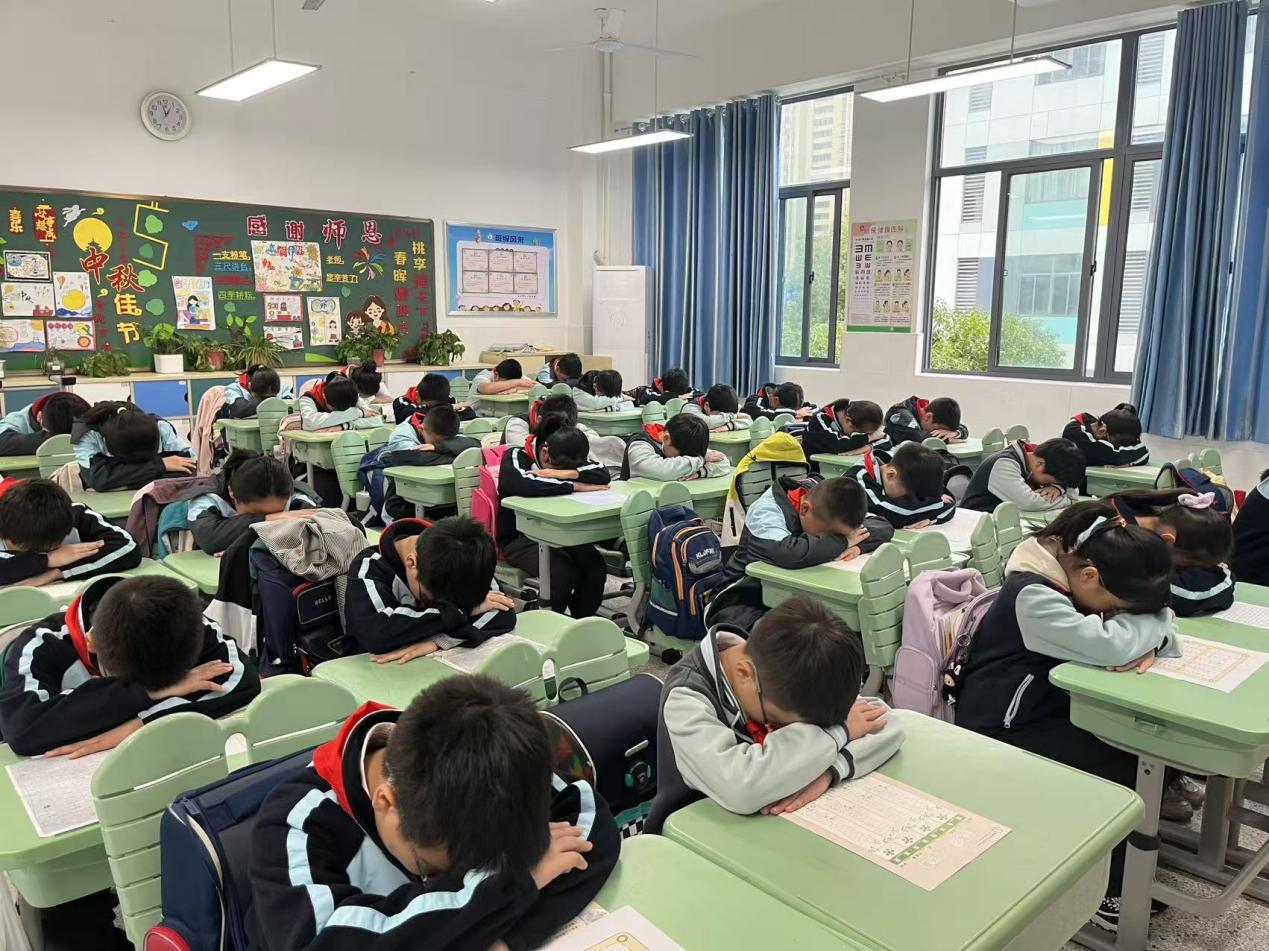 11.6满媛 讴歌生活报道_html_2bb5772b.jpg