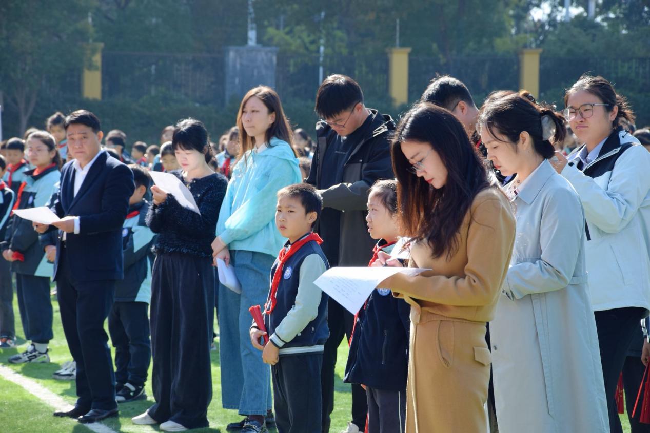 11.6满媛 讴歌生活报道_html_1e6ee1b.jpg