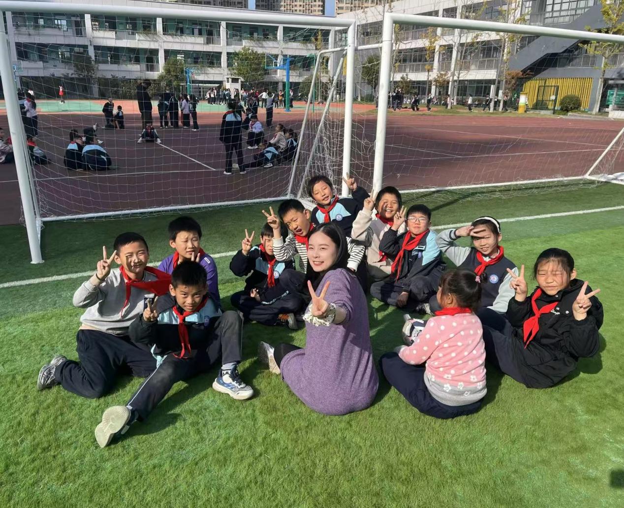 全员关爱导师制11月活动侧记(1)_html_fc6157e.jpg