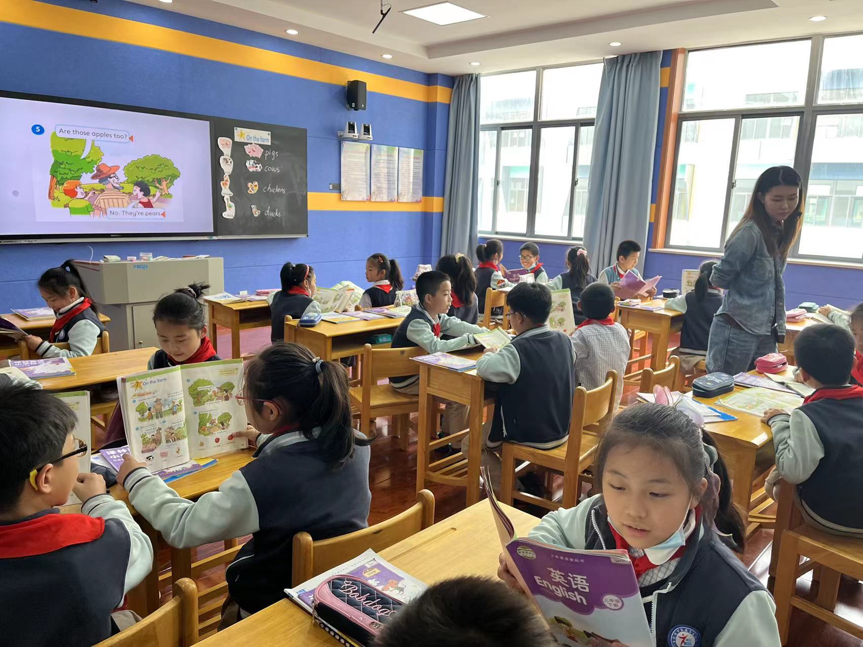 5.16李英娇英语教研课_html_4647688.jpg