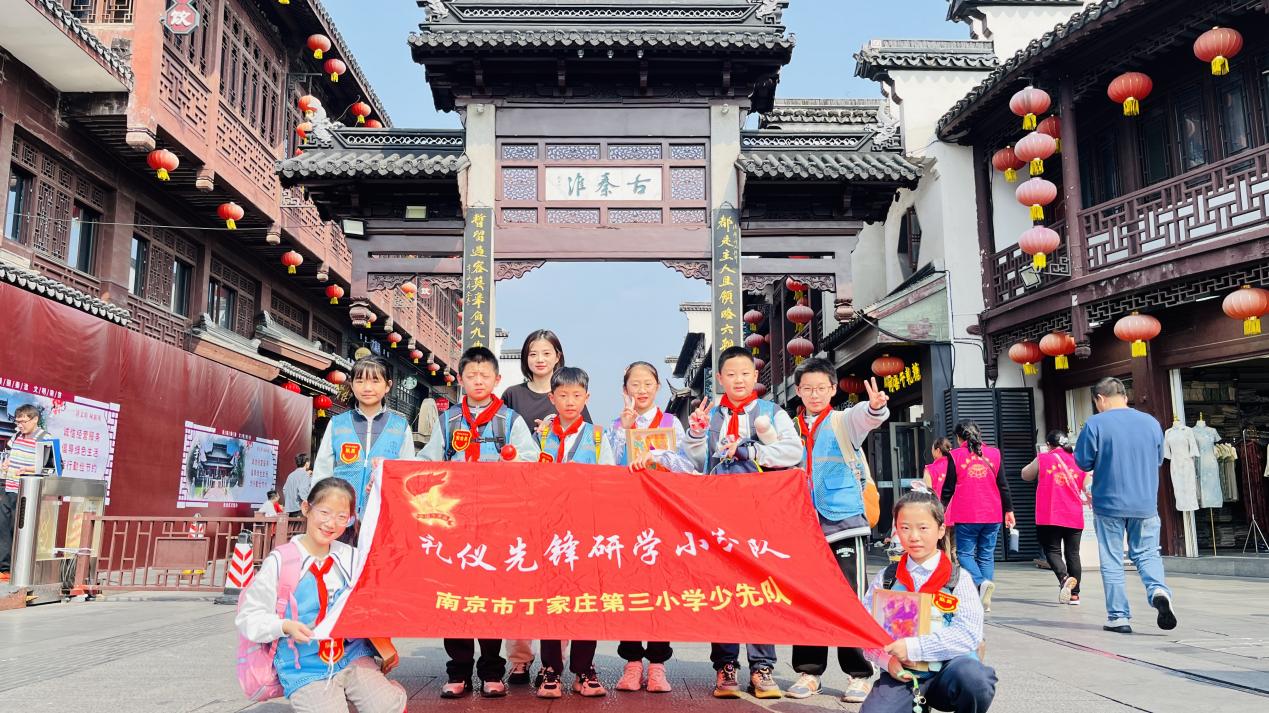 行知小先生生活教育-城市生存挑战新闻稿(1)_html_m568069f3.jpg