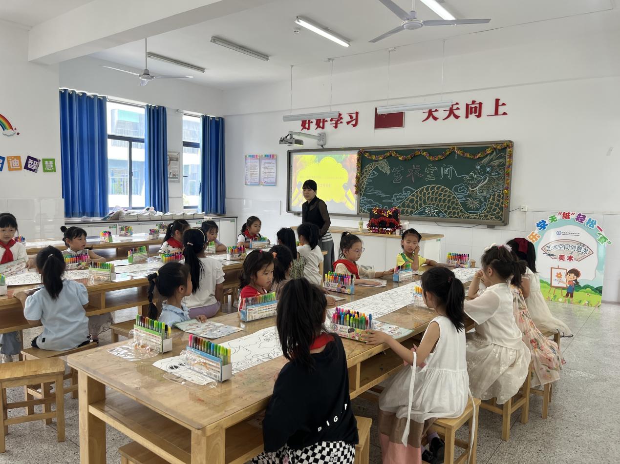 无纸化新闻报道(1)_html_m7913260a.jpg
