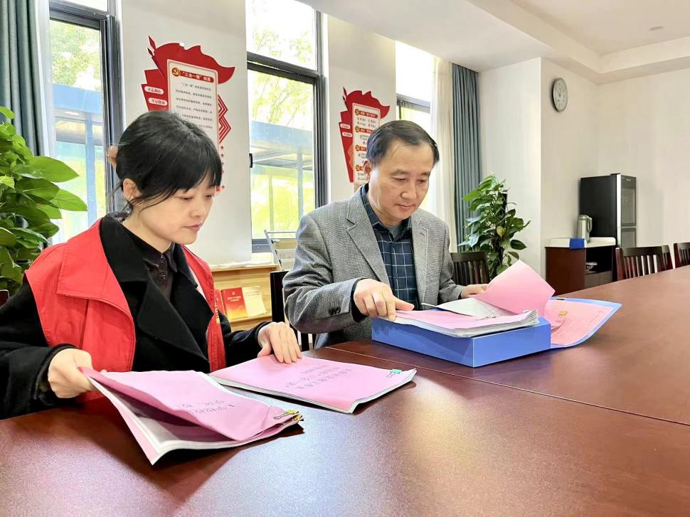 督学11月报道_html_m2270a865.jpg