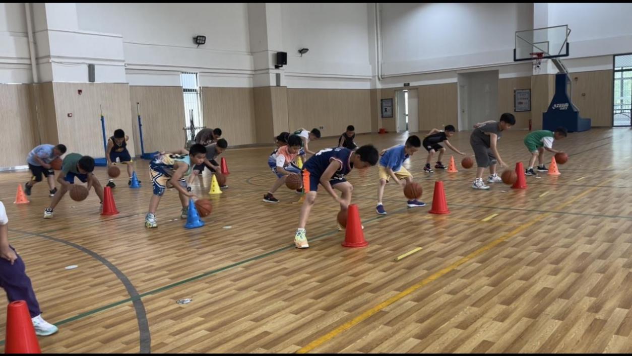 【正学丁三】学习身边榜样，激发奋进力量——南京市丁家庄第三小学榜样教师宣传活动侧记（八）_html_589a5bc2.jpg