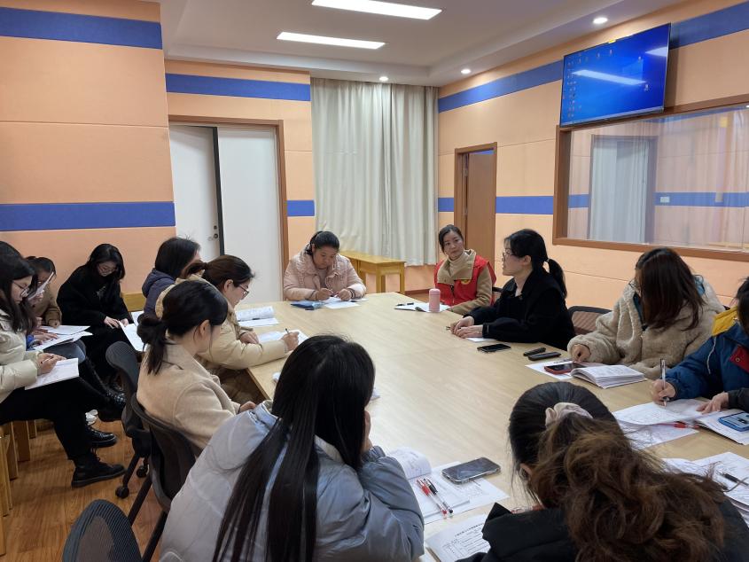 【正学丁三·教学】课题引领方向，教研助力成长_html_6b95ee54.jpg