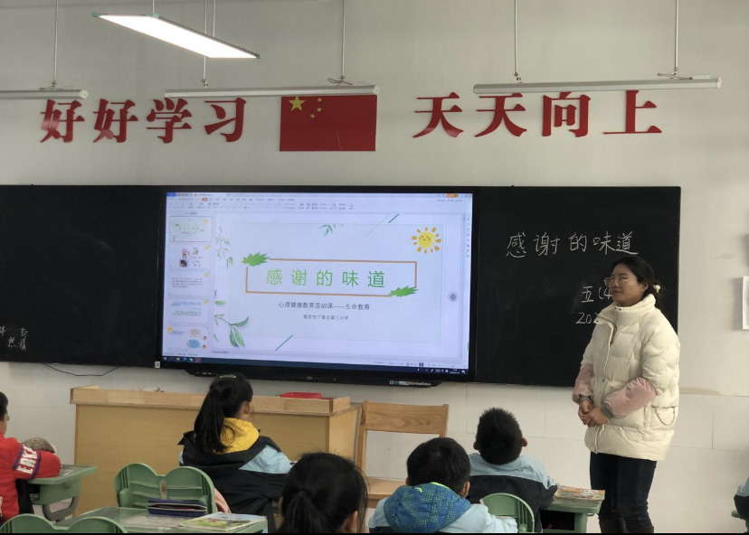未命名文档(1)_html_m2ef6caaa.jpg