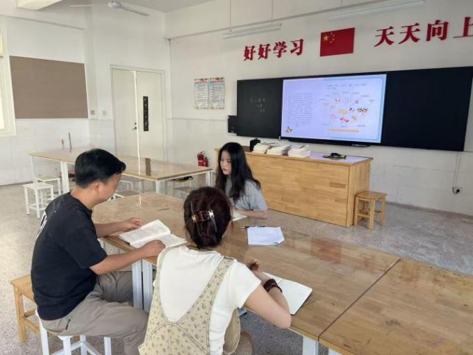 2025.9.16潘念【正学丁三·教学】凝心聚力共备课，协同赋能促成长——南京市丁家庄第三小学综合组集体备课活动_html_6f9829f1.jpg