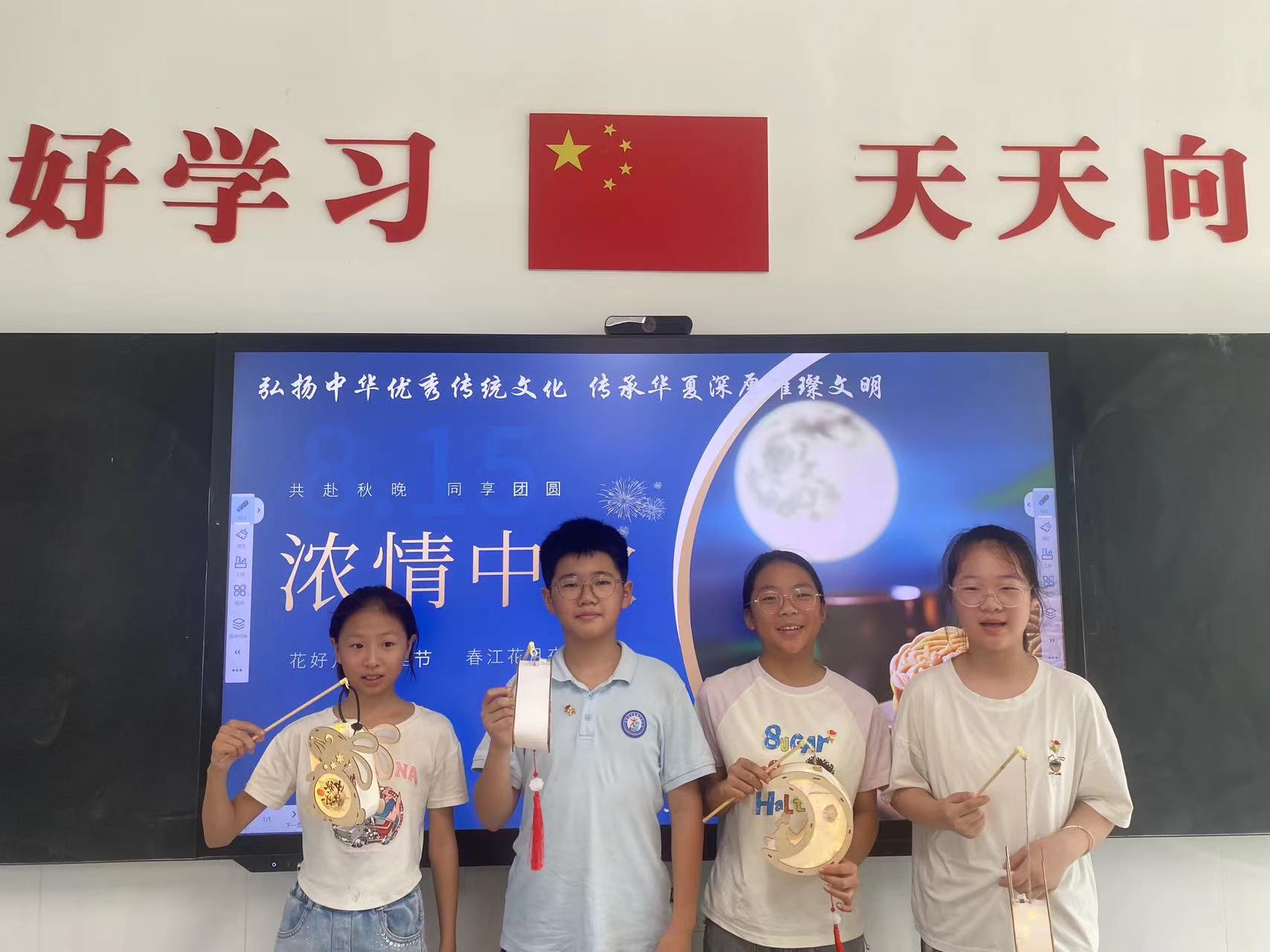 【正学丁三·德育】阅读之光点亮灯笼，共筑传统文化梦_html_m53cf6c67.jpg
